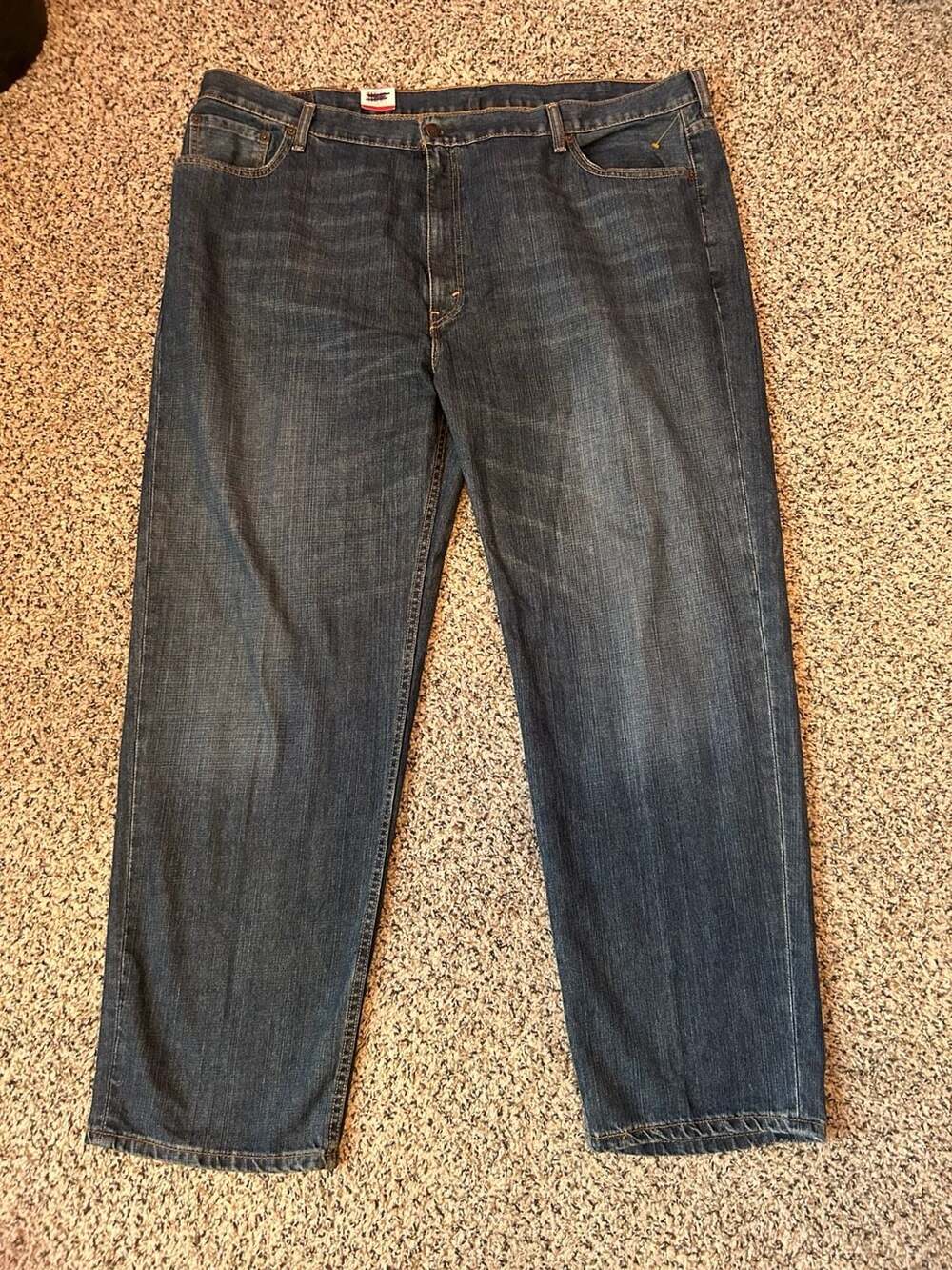Levis 550 Relaxed Fit Jeans Size 48L32 Dark Wash Denim